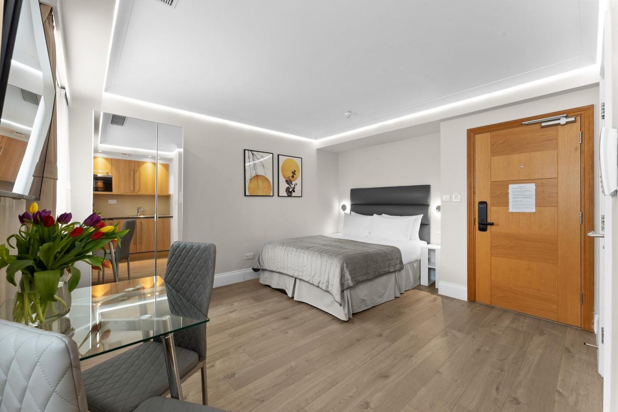 Cleveland Residences Russell Square London Exterior photo