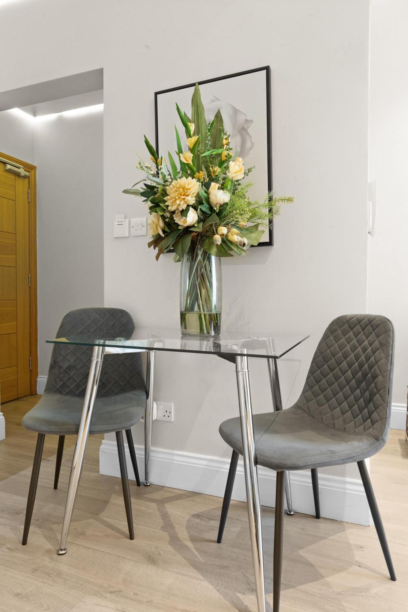 Cleveland Residences Russell Square London Exterior photo